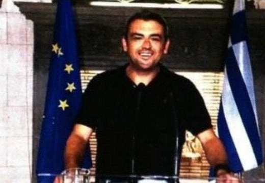 Εκλεισε όπως όπως τον λογαριασμό του στο facebook το golden boy του Μαξίμου